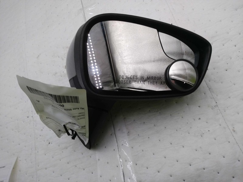 Used Right Door Mirror fits: 2014 Ford Fiesta Power dual image spotter glass pai