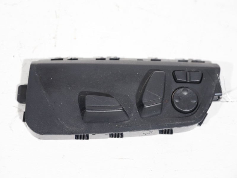 OEM 2020 - 2023 BMW 228 M235 F44 FRONT LEFT SEAT ADJUSTMENT CONTROL SWITCH