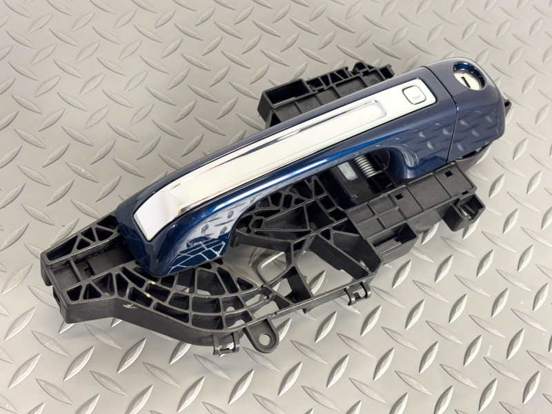 ✅ 2019-26 RAM 1500 5th Gen OEM FRONT LEFT EXTERIOR DOOR HANDLE Blue / Chrome PPX