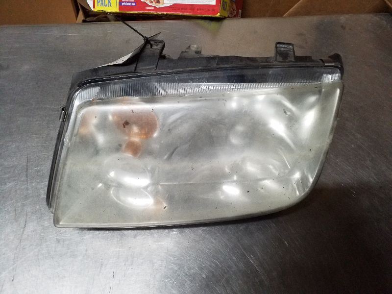 Driver Headlight Station Wgn Canada Without Fog Lamps Fits 02-06 JETTA 192808