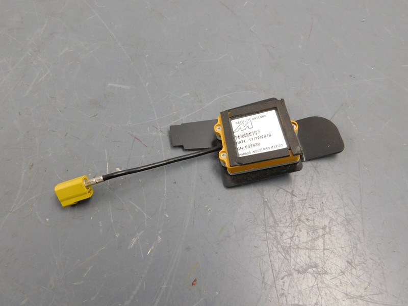 2019 17 18 19 20 McLaren 720S Satellite Antenna#3721 X4
