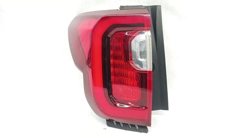 20-'23 GMC ACADIA Left driver outer Taillight OEM Grade A!