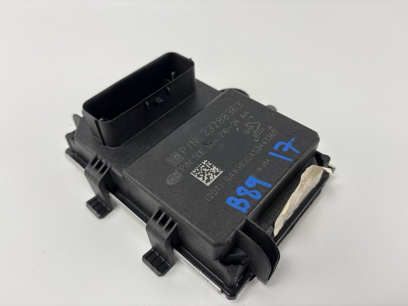 ⭐13-21 Chevrolet GM Fuel Pump Control Module OEM 23288363 / 5DE 934 216-24 AA