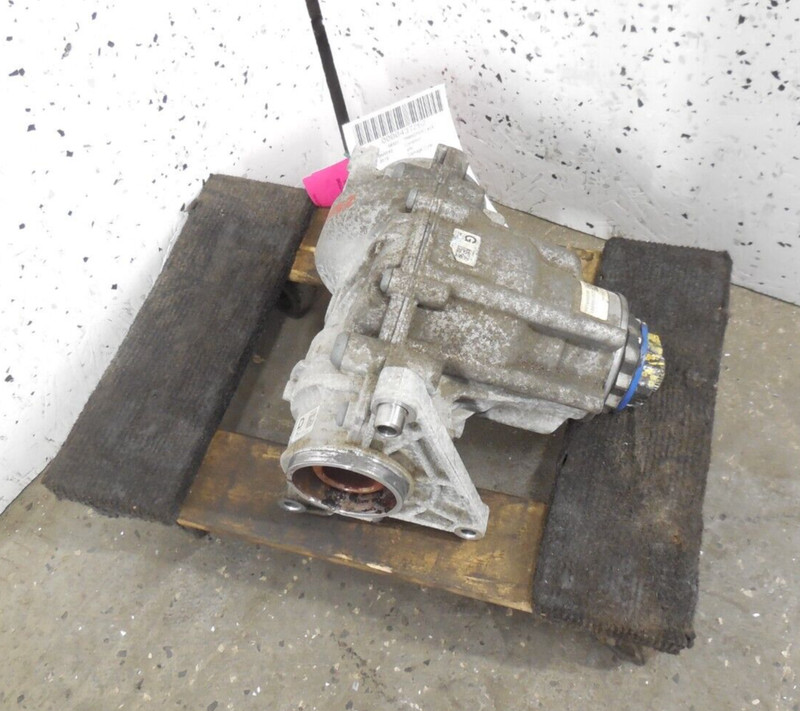 2018-2022 BMW X2 xDrive28i 2.0L Transfer Case OEM 228 HP
