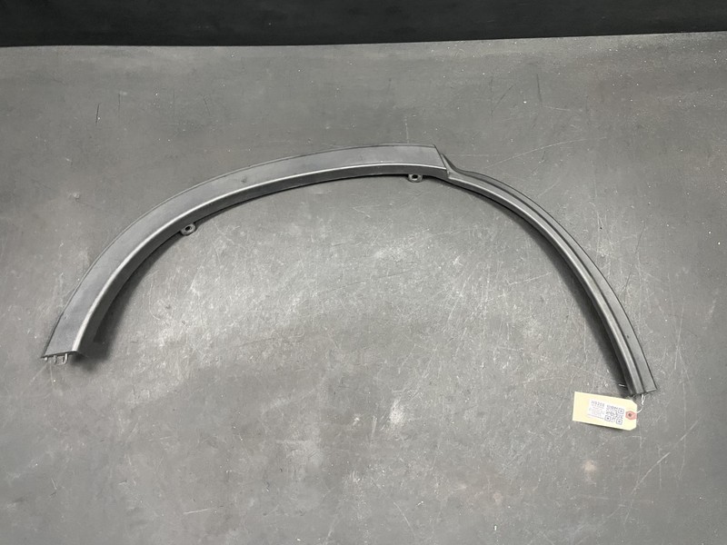 Rear Right Wheel Opening Flare Molding 2019 Honda Pilot LX 74410-TG7 2016-2021