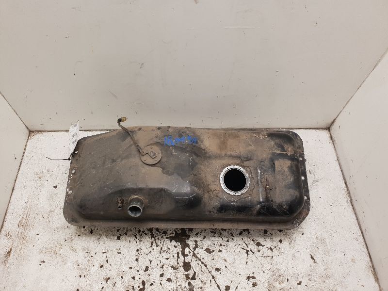 84-85 TOYOTA PICKUP SR5 2.4L 4CYL GAS FUEL TANK ASSEMBLY