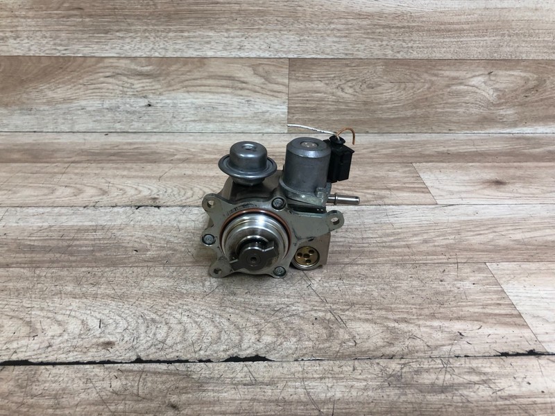MINI COOPER S OEM R55 R56 R57 FRONT ENGINE MOTOR HIGH PRESSURE FUEL PUMP N14 2