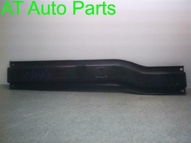 1994-1999 CHEVROLET SILVERADO C1500 4X2 TRANSMISSION CROSSMEMBER OEM 15726594