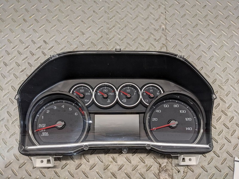 2019 Chevy Silverado 1500 Speedometer Speedo Cluster 1099880