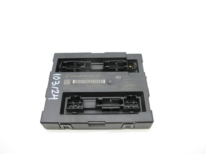 12-15 AUDI C7 A6 A7 QUATTRO ANTI THEFT KEYLESS ENTRY CONTROL MODULE OEM 103124