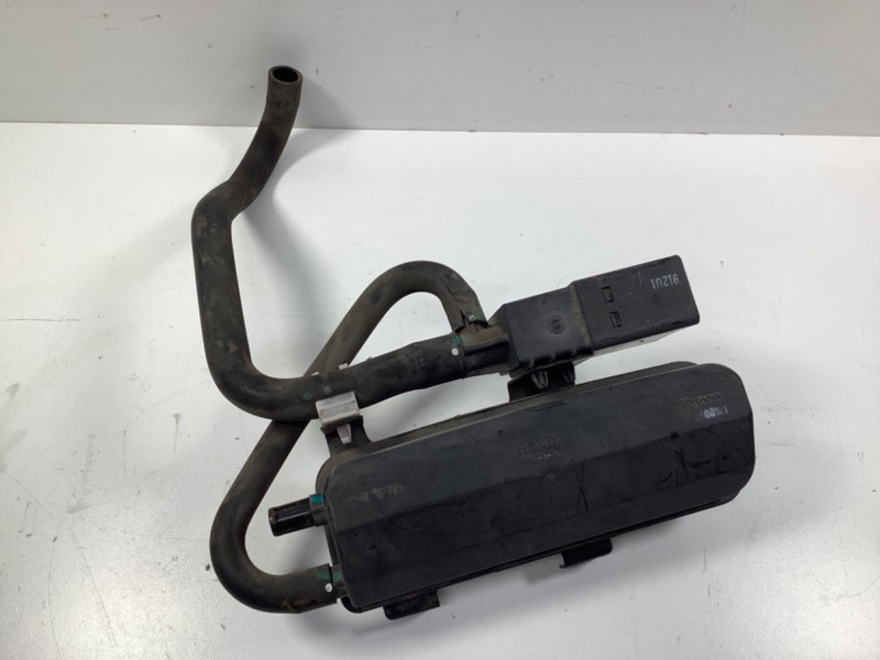 03-11 Honda Element Dust Separator Engine Evap Vapor Charcoal Canister Assy OEM