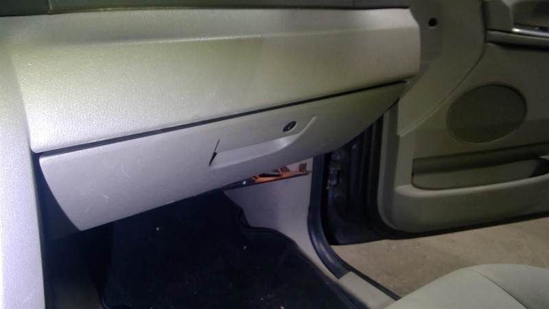 GRAND CHEROKEE 2005 Glove Box 1791581