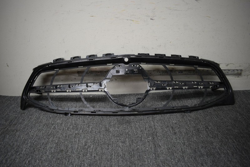 2020-2021 MERCEDES BENZ CLA 250 BASE GRILLE FACTORY OEM LOCAL PICKUP
