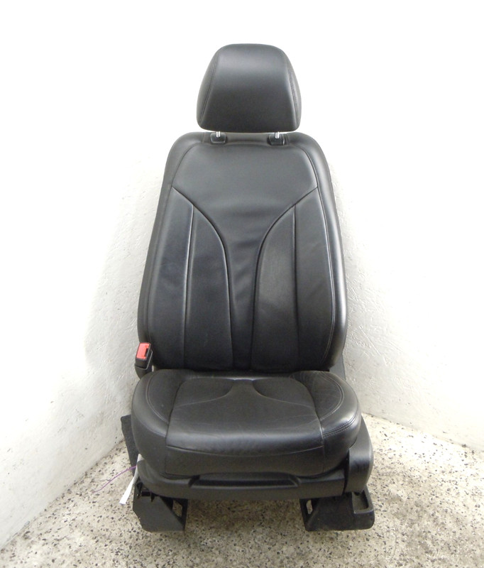 2015 2016 Lincoln MKC Front Seat Driver Left Electric Heated W/O Cooled OEM