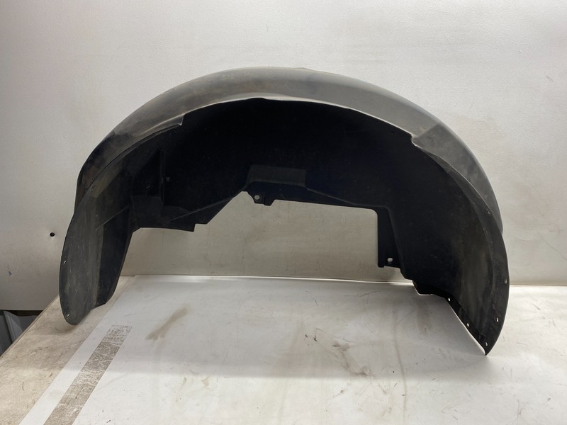 2013-2017 BUICK ENCLAVE RIGHT SIDE REAR FENDER LINER SPLASH SHIELD OEM