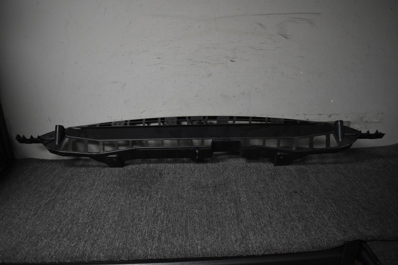 2017 Land-Rover Range Rover Sport Front bumper reinforcement DX62-17B861-AB