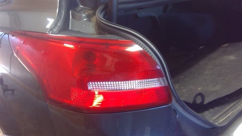 Driver Tail Light Sedan Outer Quarter Panel Mounted Fits 15-18 FOCUS 3381769