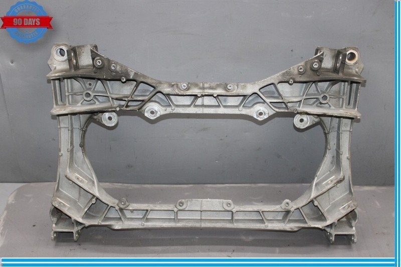 07-17 Lexus LS460 XF40 Front Subframe Crossmember Cradle 51201-50040 Oem