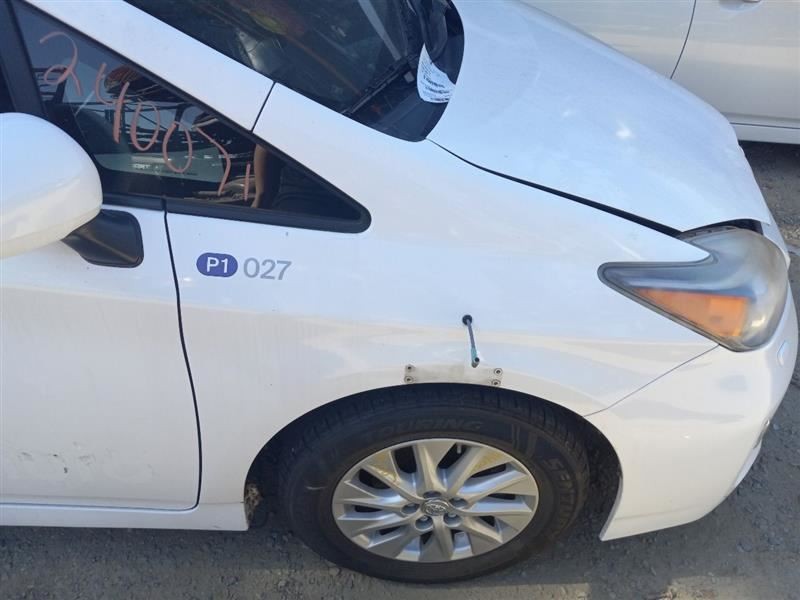 10 11 12 13 14 15 TOYOTA PRIUS DRIVER LEFT FENDER BLU-8W1 HOLES