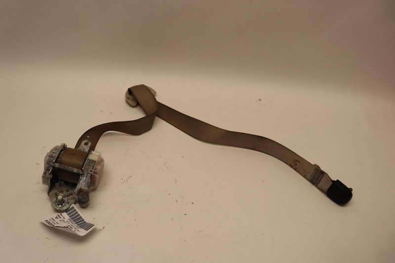 2010-2012 SUBARU LEGACY OUTBACK FRONT LEFT DRIVER SIDE SEAT BELT OEM