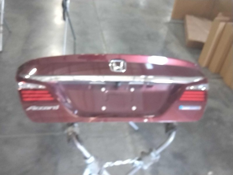 2017 Honda Accord Maroon Deck Lid OEM Used 34150T2AA21 4DR SED MRN RX