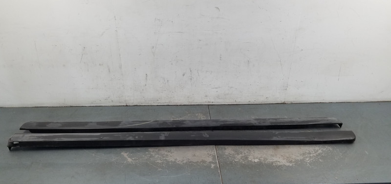 2004 03 04 Mercury Marauder Side Skirt Rocker Panels #2369 VV6