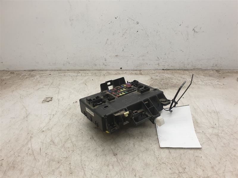 06 TOYOTA TACOMA 2.7L CABIN FUSE BOX 2TRFE