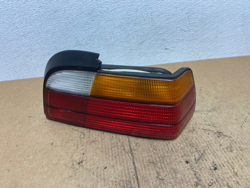 1992 to 1998 BMW 3-Series E36 M3 Coupe Right Passenger RH Tail Light AC3729 LK