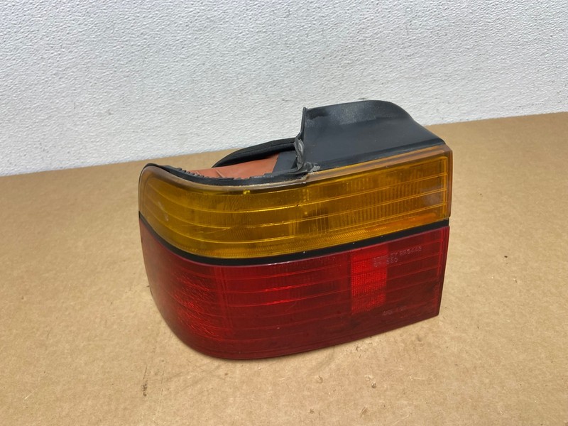1990 to 1993 Honda Accord Coupe Left Driver LH Tail Light OEM AC1723 LK