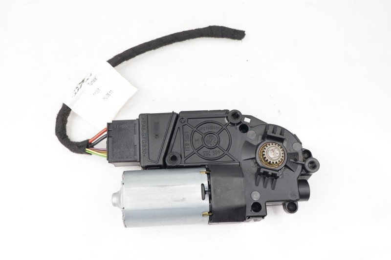 2011-2018 AUDI A8 Front Upper Sunroof / Sun Roof Motor Module OEM 4H4-959-591-A