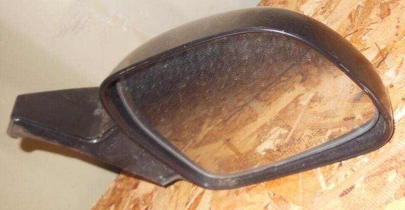 1999 Suzuki Vitara 4 Cylinder 2.0 L Right Passenger Side Mirror RH Power Black