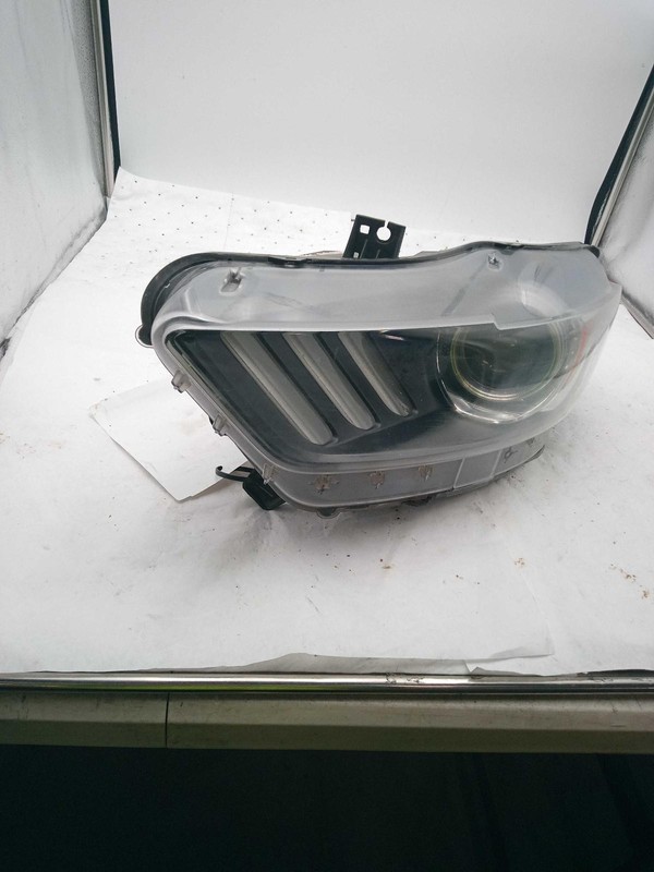 Used Left Tail Light Assembly fits: 2017 Nissan Rogue VIN 5 1st digit USA built
