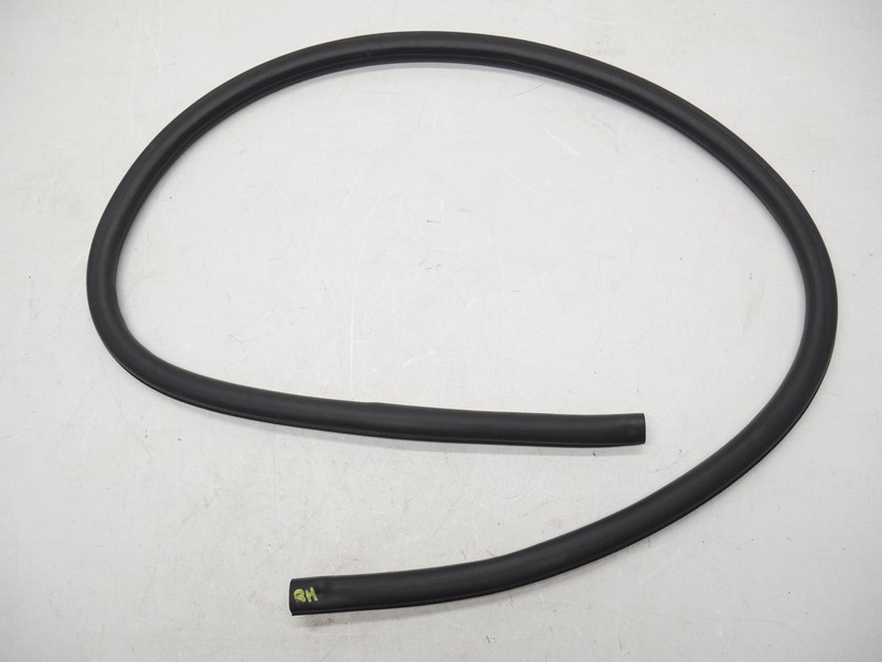 2015-2023 Ford Mustang GT S550 Front Passenger Side Door Weatherstrip Seal OEM