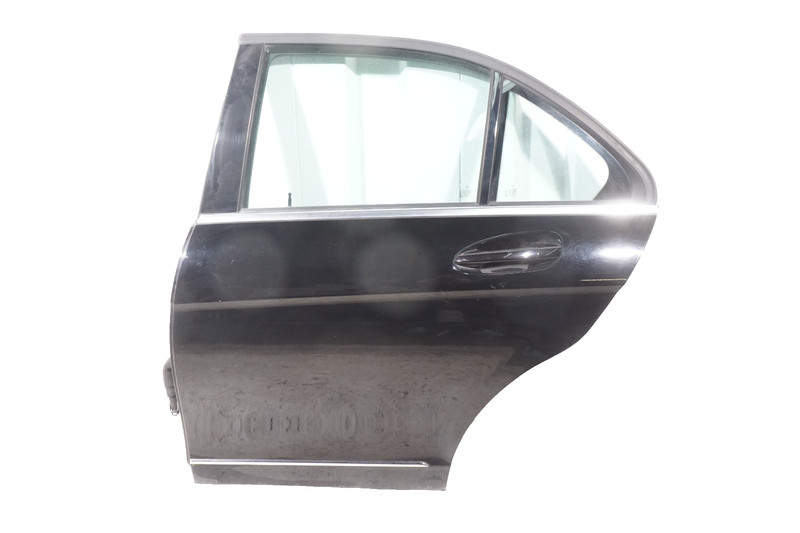 2012 - 2014 MERCEDES BENZ C300 W204 REAR LEFT DRIVER SIDE DOOR OEM