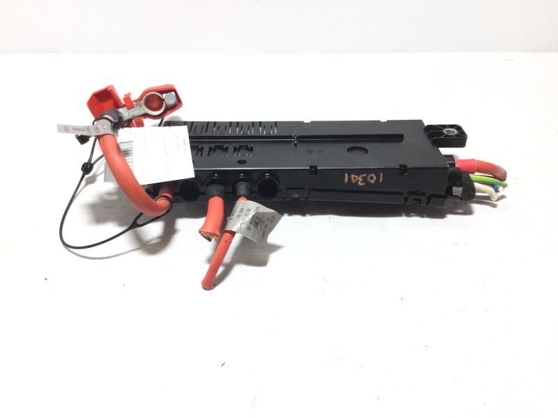 2016-2019 JAGUAR XE REAR PRE-FUSE BOX BY BATTERY 17K 31648