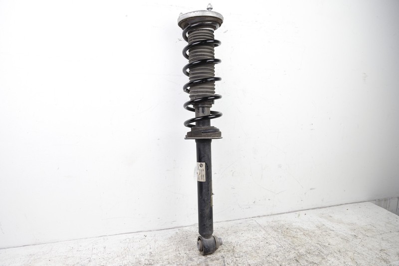 17-21 BMW G30 530 540 Rear Suspension Left or Right Shock Absorber 6866615 OEM