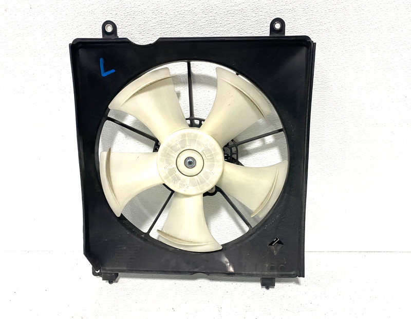 15-20 ACURA TLX A-SPEC 2.4L RADIATOR LEFT COOLING FAN SHROUD MOTOR OEM #A0.39