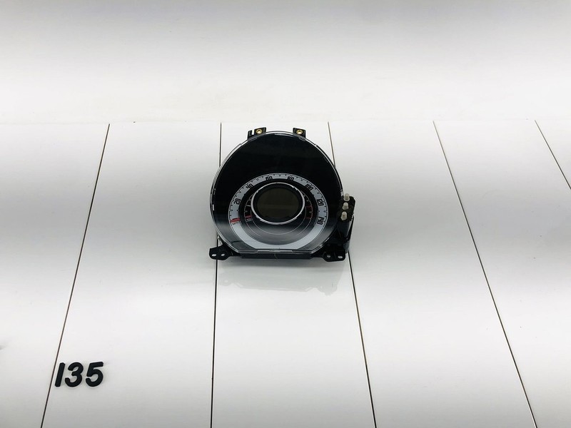 2012 FIAT 500 1.4L L4 FWD LEFT DRIVER SIDE INSTRUMENT CLUSTER SPEEDOMETER OEM