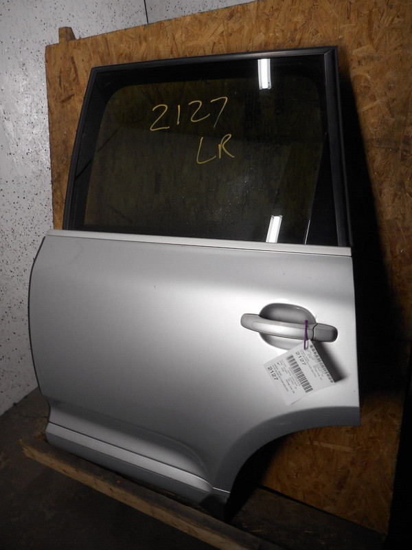 08-10 Porsche Cayenne Rear Door Left Driver w/ Tinted Glass OEM Silver