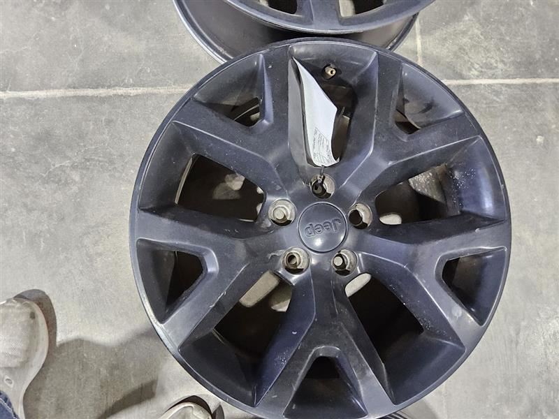 2014-2018 Jeep Cherokee Wheel Rim 17x7-1/2 Road Wheel Painted