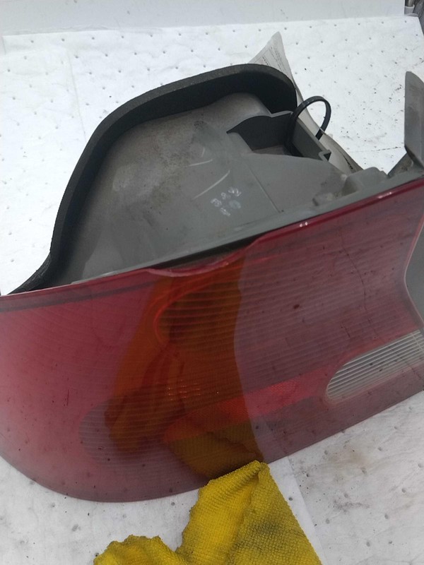 Used Left Tail Light Assembly fits: 2001 Honda Civic Cpe quarter mounted Left Gr