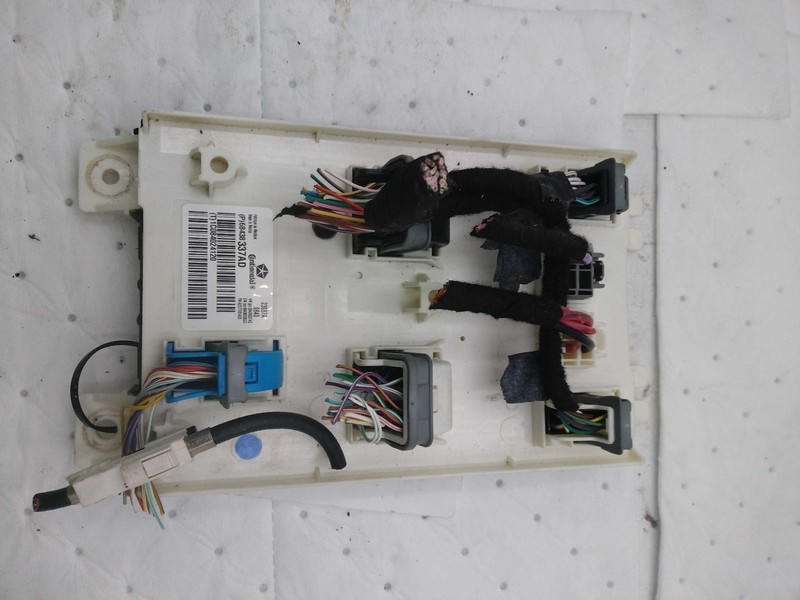 2020 JEEP GRAND CHEROKEE Body Control Module OEM 68438337AB 87K Miles Grey