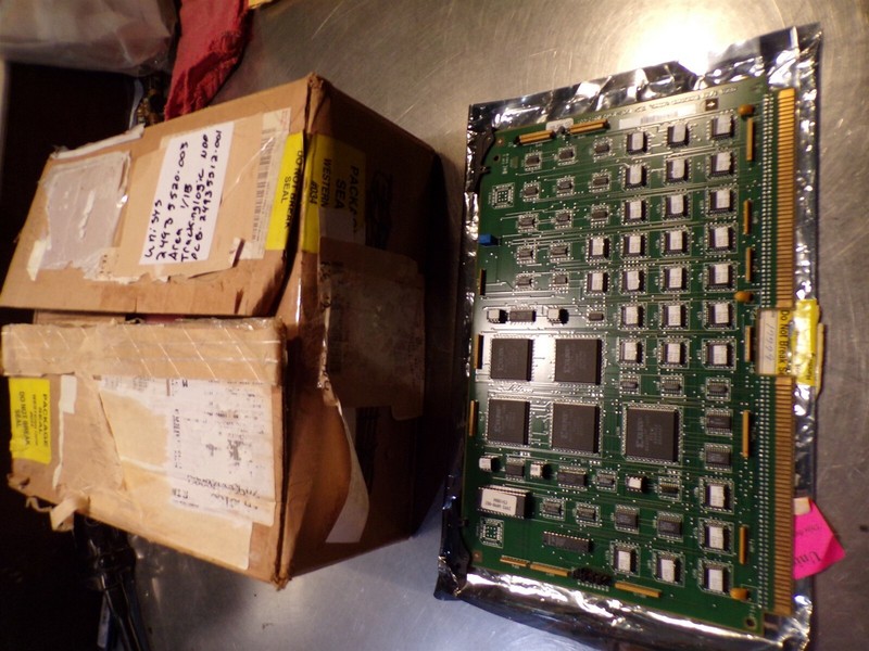 Unisys 2493 5520-003 Area YIB Track Logic NDP Board PCB-2493 5512-001