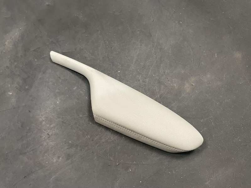 Rear Right Door Armrest Trim Cover 2018 Kia Sportage 83720-D9010 2017 2019 -2022