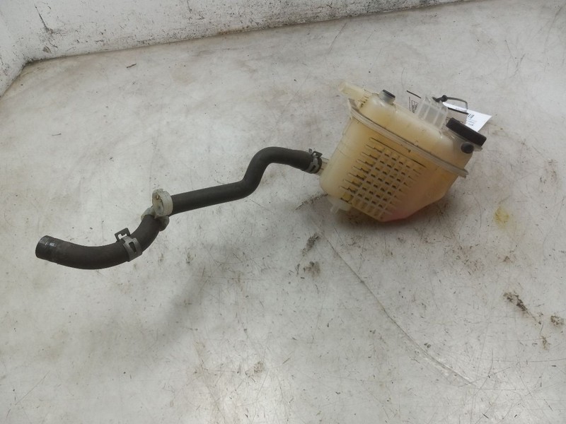 18 19 20 21 22 TOYOTA C-HR XLE 2.0L COOLANT RESERVOIR