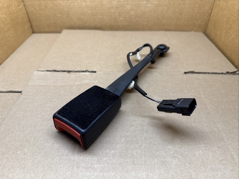 2015-2024 Ford Edge Front Left Driver Side Seat Belt Seatbelt Buckle Black