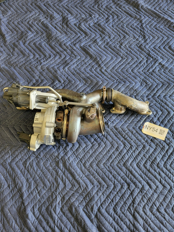 Used Oem BMW Left Driver Turbocharger Turbo Charger for 2017-2022 M760i