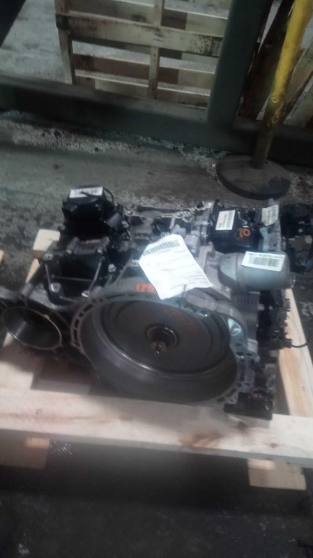 2024 Hyundai Santa Fe Automatic Transmission Assembly 2.5L AWD 28K Miles OEM