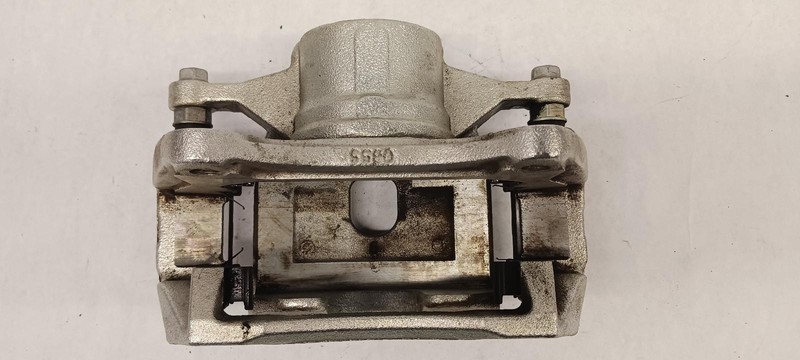 22-'24 HYUNDAI TUCSON Left front driver Caliper 2.5L 13k miles OEM 1 Year Wnty!