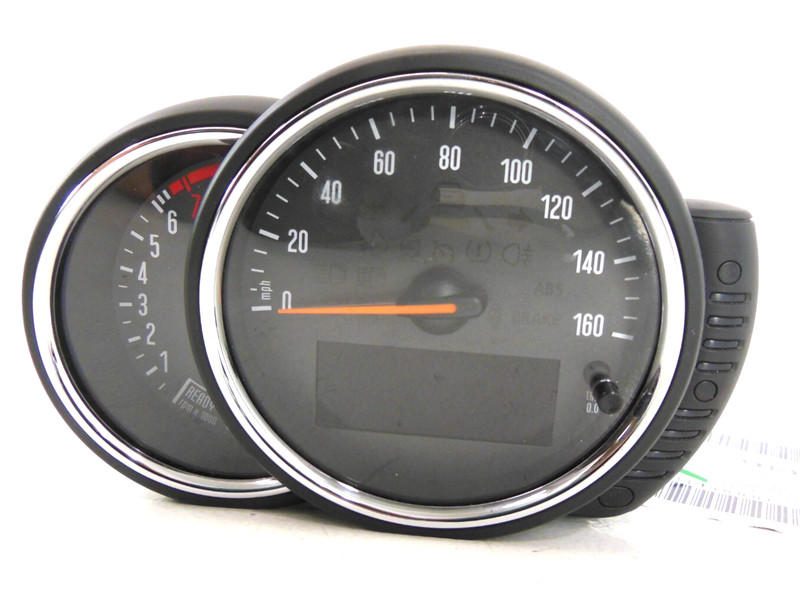 2017 Mini Cooper Countryman Speedometer Instrument Cluster MPH OEM Miles Unknown
